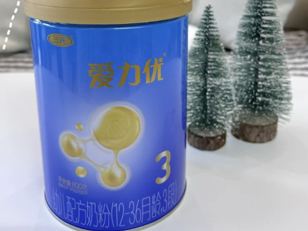 诺优能活力蓝罐与经典款区别介绍，附三个系列奶粉的图片